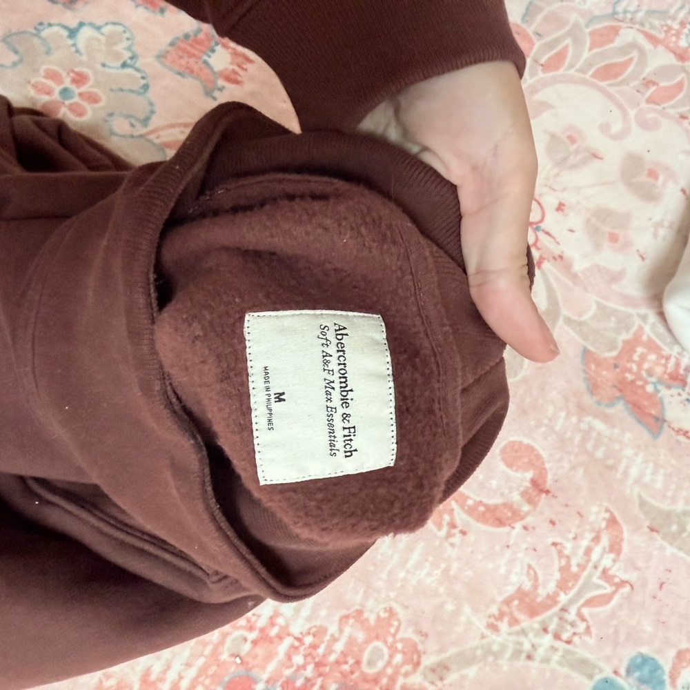 Abercrombie & Fitch Chocolate Brown Sweatshirt mock neck - Picture 4 of 4